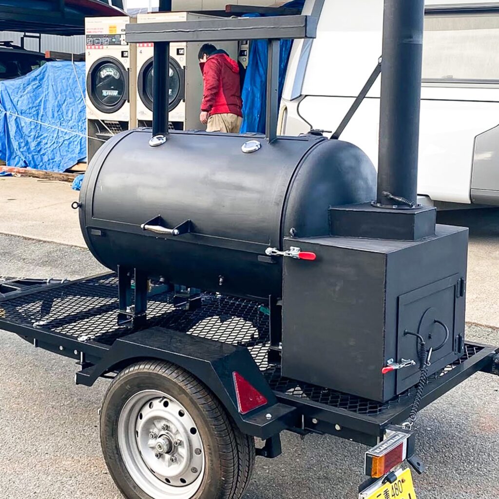 日本初！ BBQスモーカー製作・販売